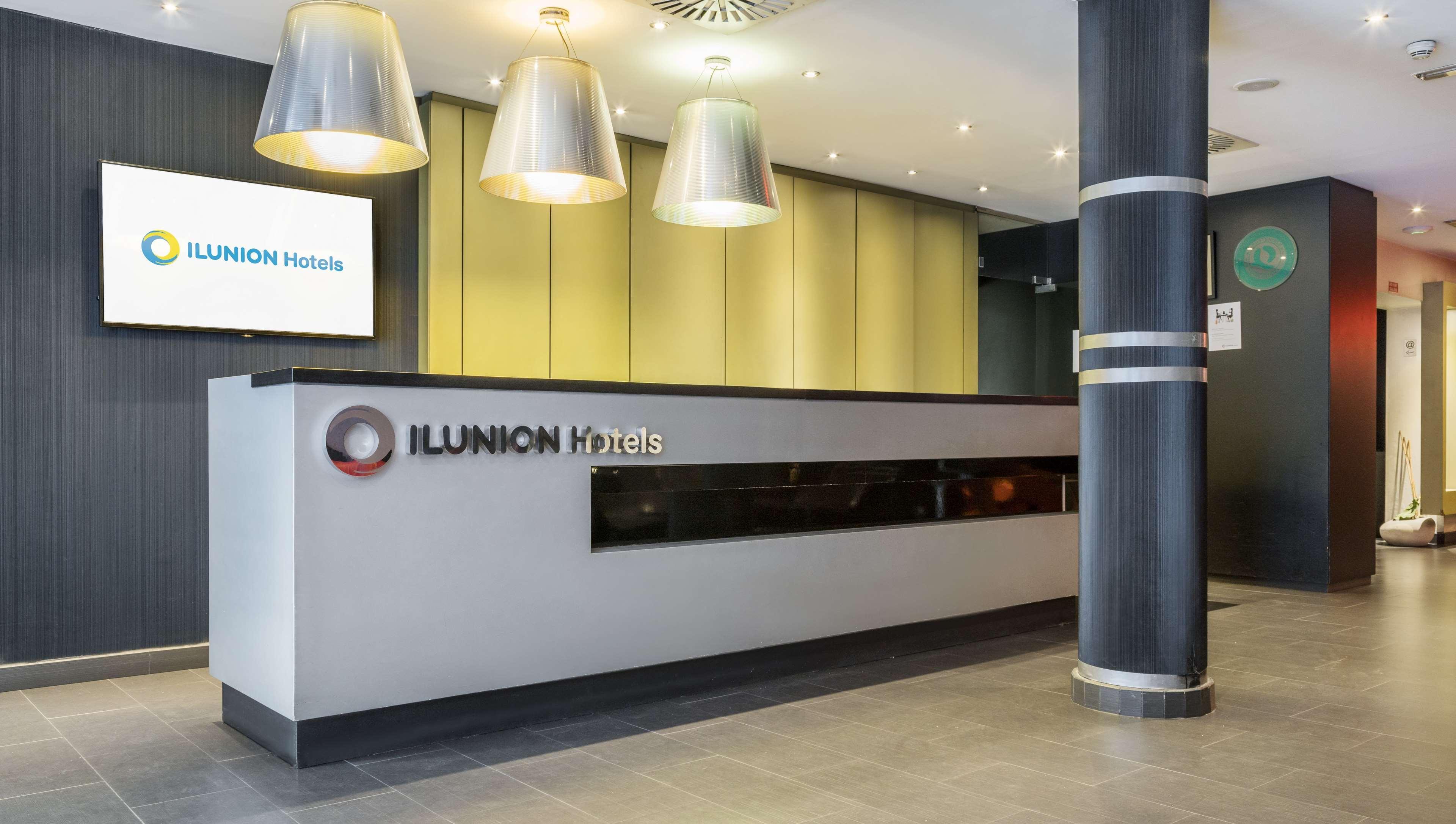 Ilunion Almirante Hotel Barcelona Exterior photo