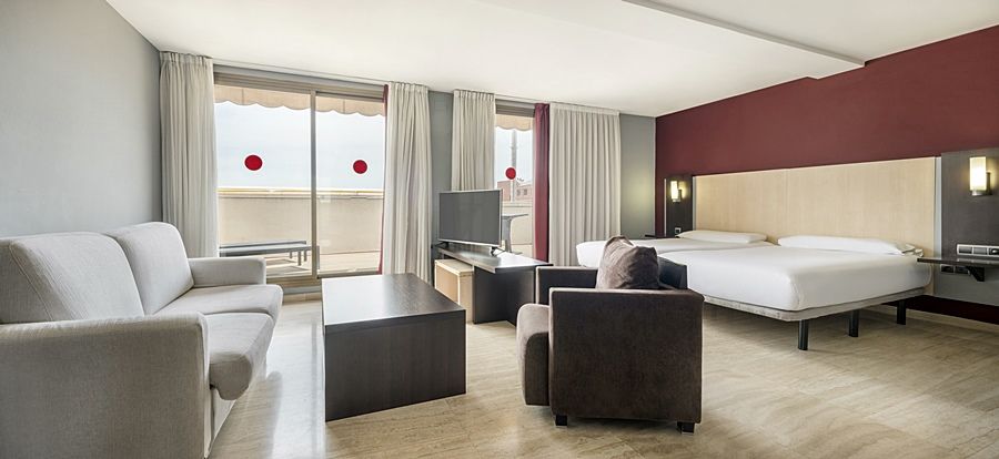 Ilunion Almirante Hotel Barcelona Exterior photo