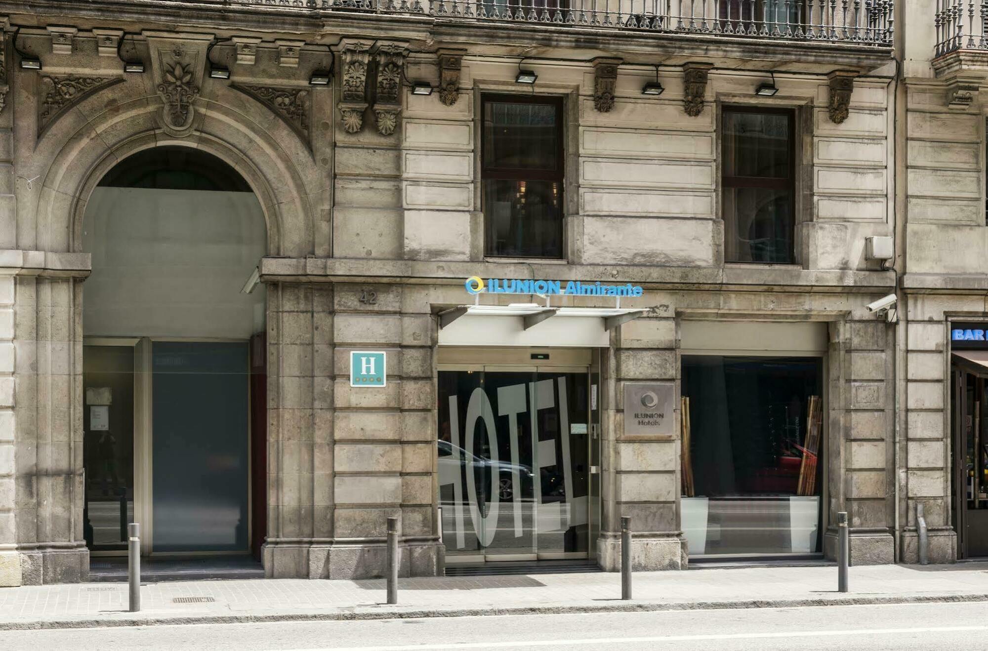 Ilunion Almirante Hotel Barcelona Exterior photo